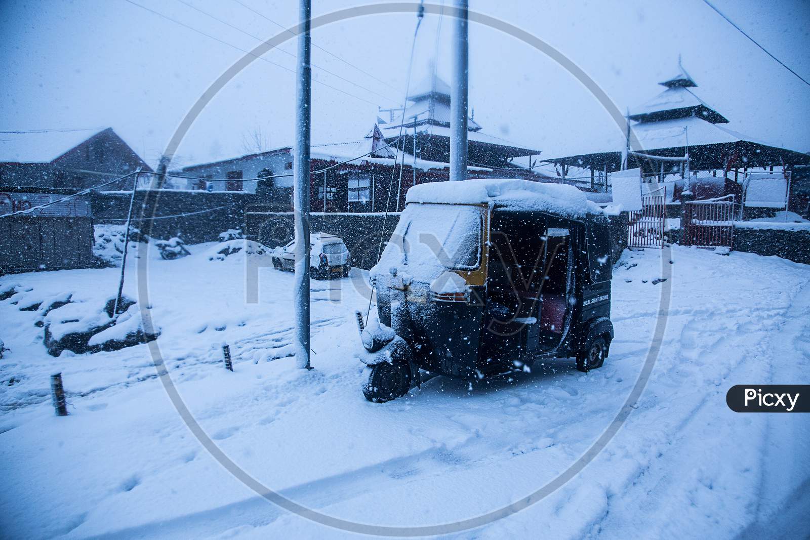 Manali, India - Jan 22, 2019: Auto Fully Covered With Thick Snow, Side View, Winter Concept. - Image
