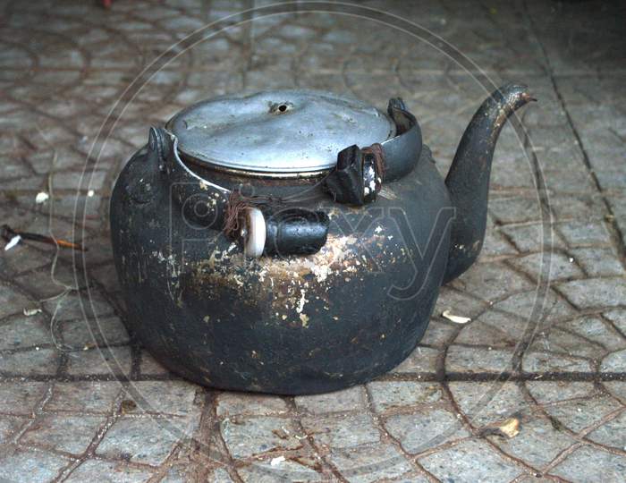 Old Kettle