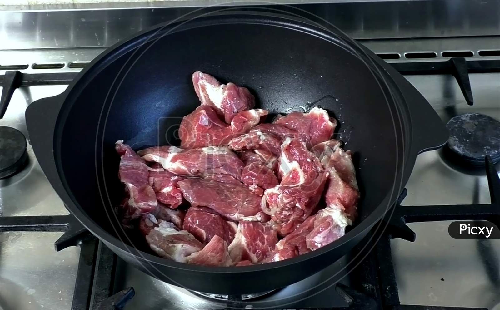 Meat On Pan Image