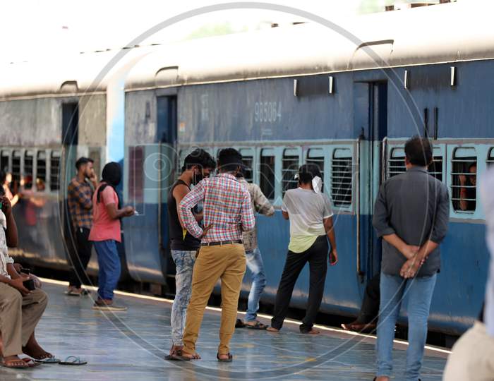 Migrants wait for special Train During Extended Nationwide Lockdown Amidst Coronavirus Or COVID-19 Pandemic in Prayagraj