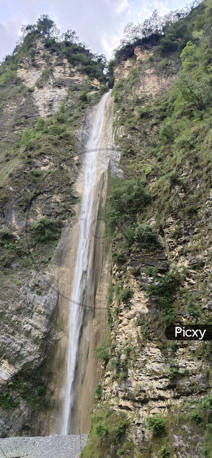 Siyad Baba waterfall