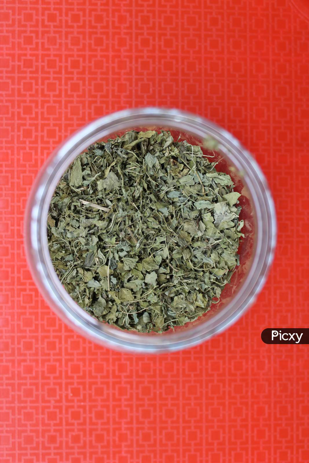 Image of Kasuri Methi or dried fenugreek leaves-AC888707-Picxy