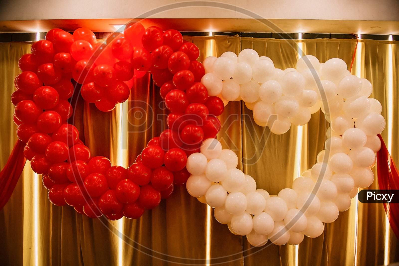 Photograph of Heart shape balloons decoration