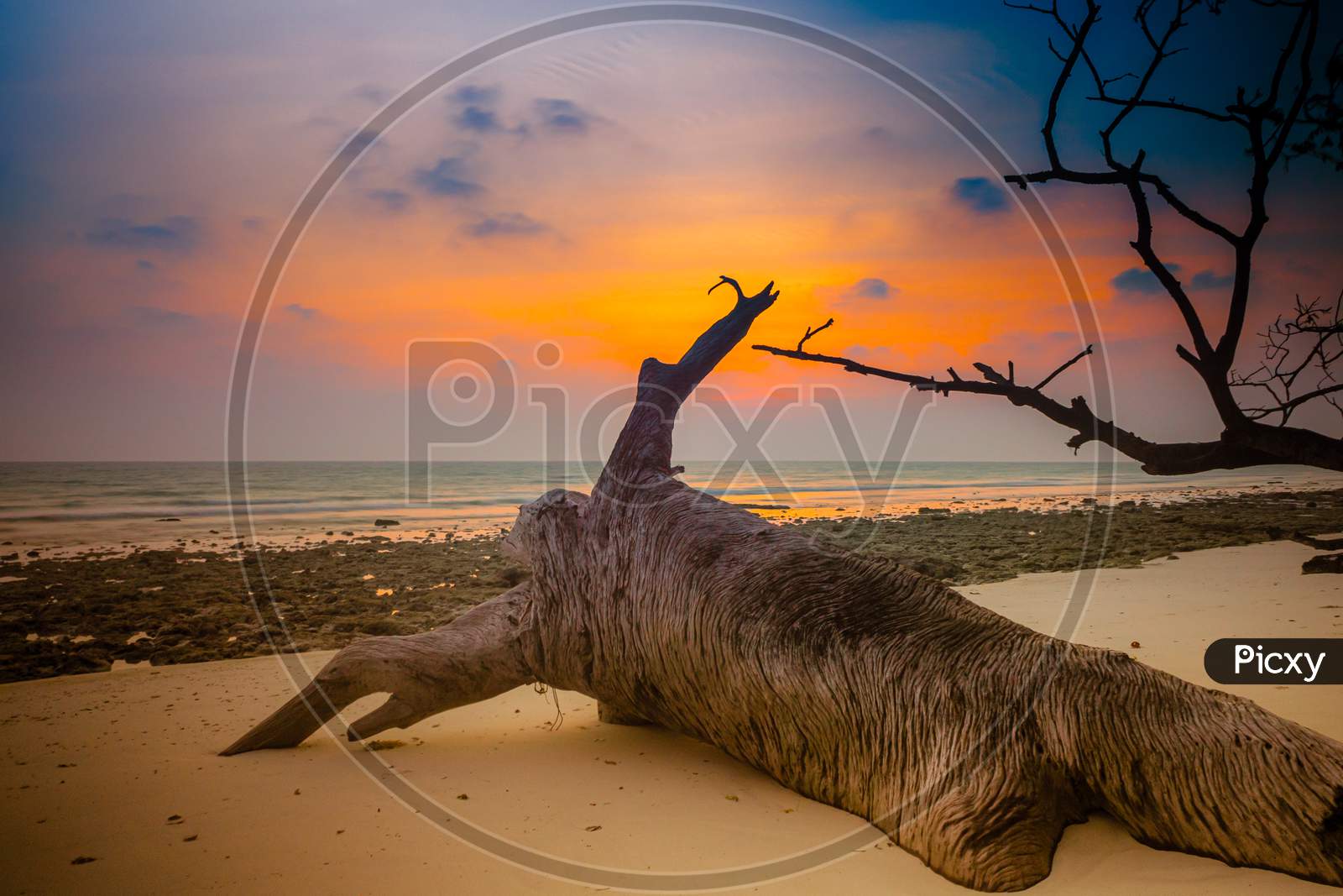 Sunrise in Kalaptthar beach, Havelock island, Andaman