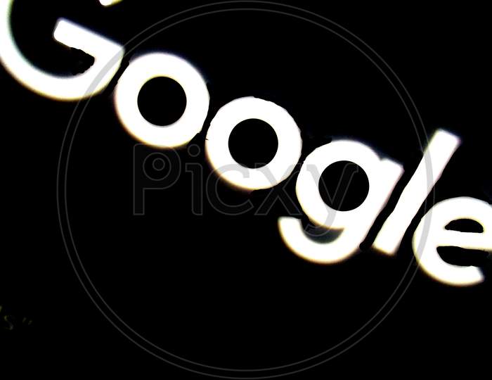 Google most used search engine it's font