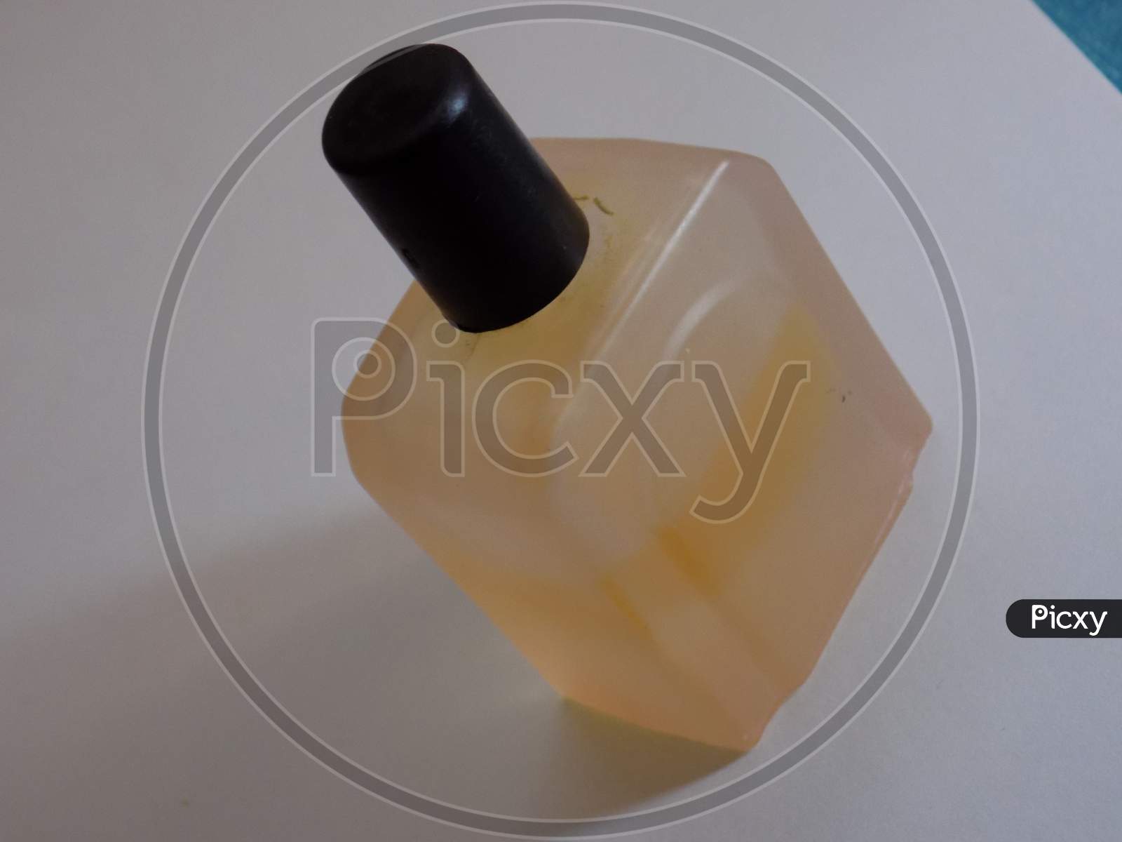 Perfume bottle of Glass