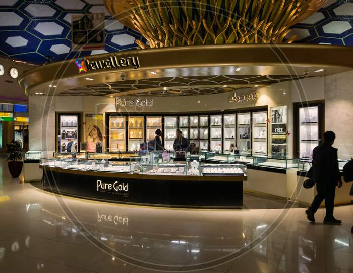 Abu Dhabi,United Arab Emirates,April 09,2019: The Airport This Is The Duty Free Area Of Terminal 3,Where You Can Buy Alcohol,Cigarettes,Chocolat,Jewellery And Perfume.