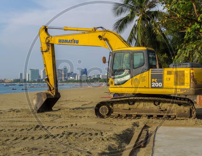 Pattaya,Thailand - April 10,2019:The Beach The Workers Finished The Beach Improvement Project.They Did It By Filling It Up With Tons Of New Sand.