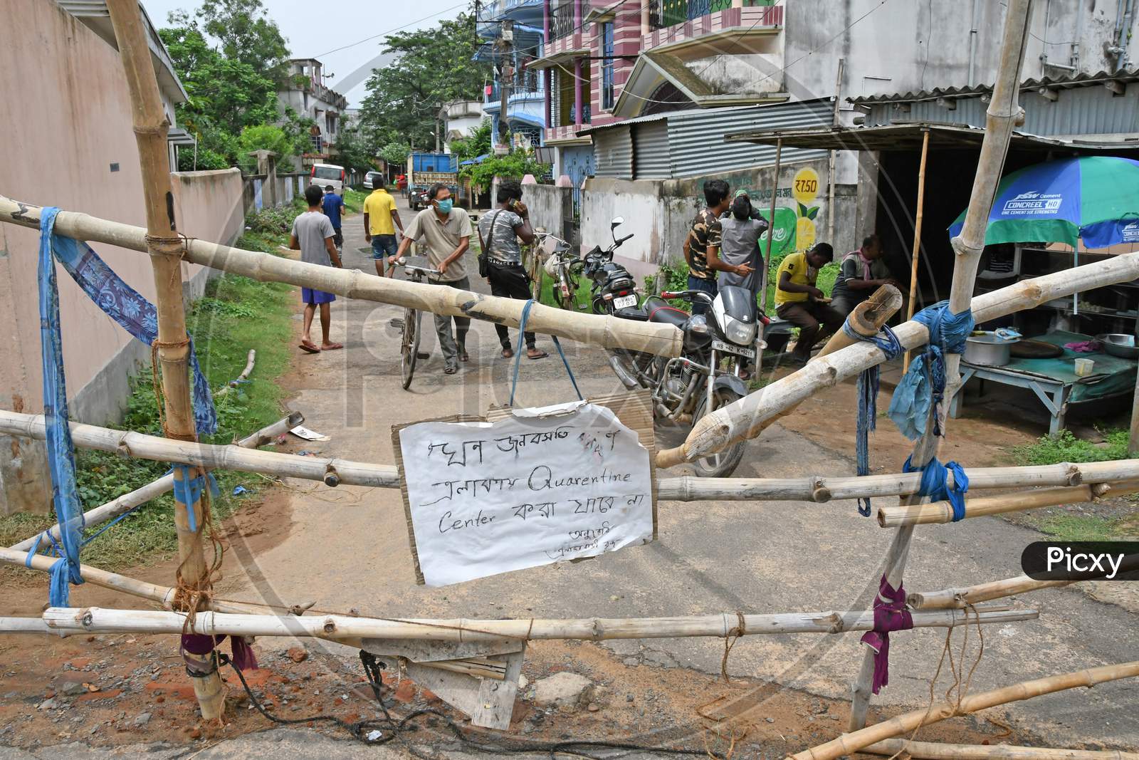 Local residents have barricaded the road in front of the school with bamboo to prevent it from being used as a Novel Coronavirus (COVID-19) related quarantine center at a school in Burdwan Town.