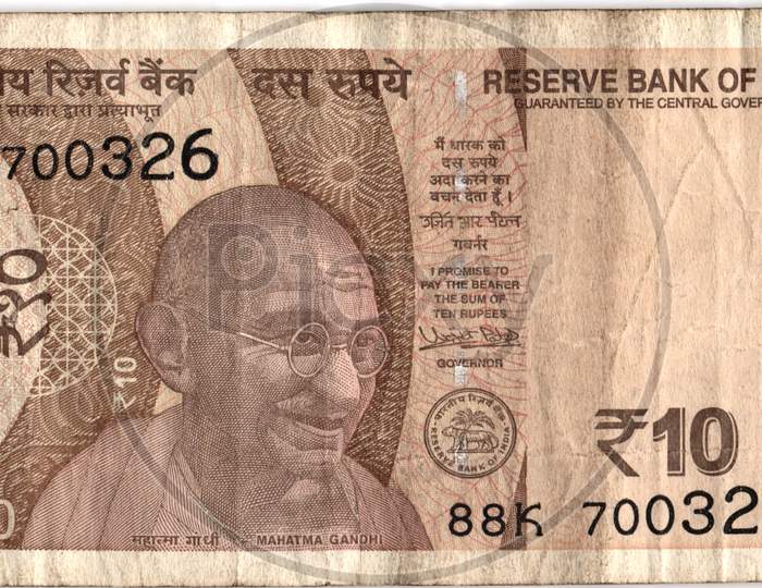 Delhi, India -March 14 2020, Close Up Of Indian 10 Rupee Notes - Old Note