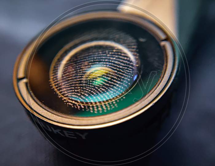 Capturing a Phone Lens