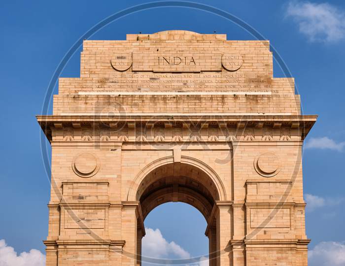 The India Gate War Memorial In New Delhi, India, Dedicated To 70,000 Soldiers Of The British Indian Army Killed In Wars Between 1914 And 1921