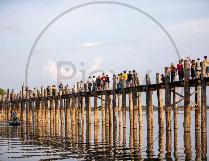 MANDALAY/MYANMAR(BURMA) - 01st Mar, 2020 : U BEIN BRIDGE is one of the famous teakwood bridge in the world. Located in Mandalay, Myanmar.