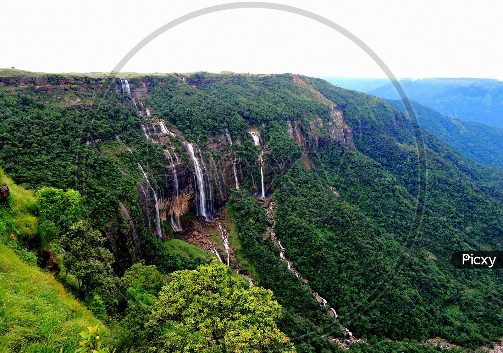 Seven Sisters Waterfalls, Cherrapunjee