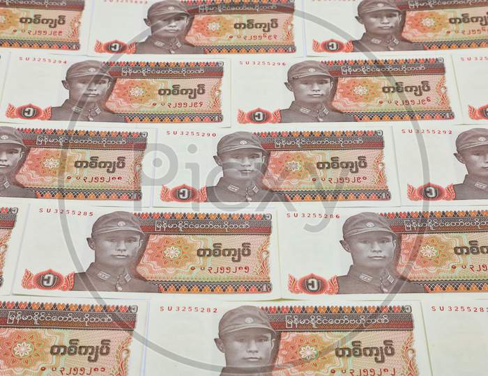 Myanmar Kyats Banknote, Myanmar Kyat Currency Notes placed in Sequence