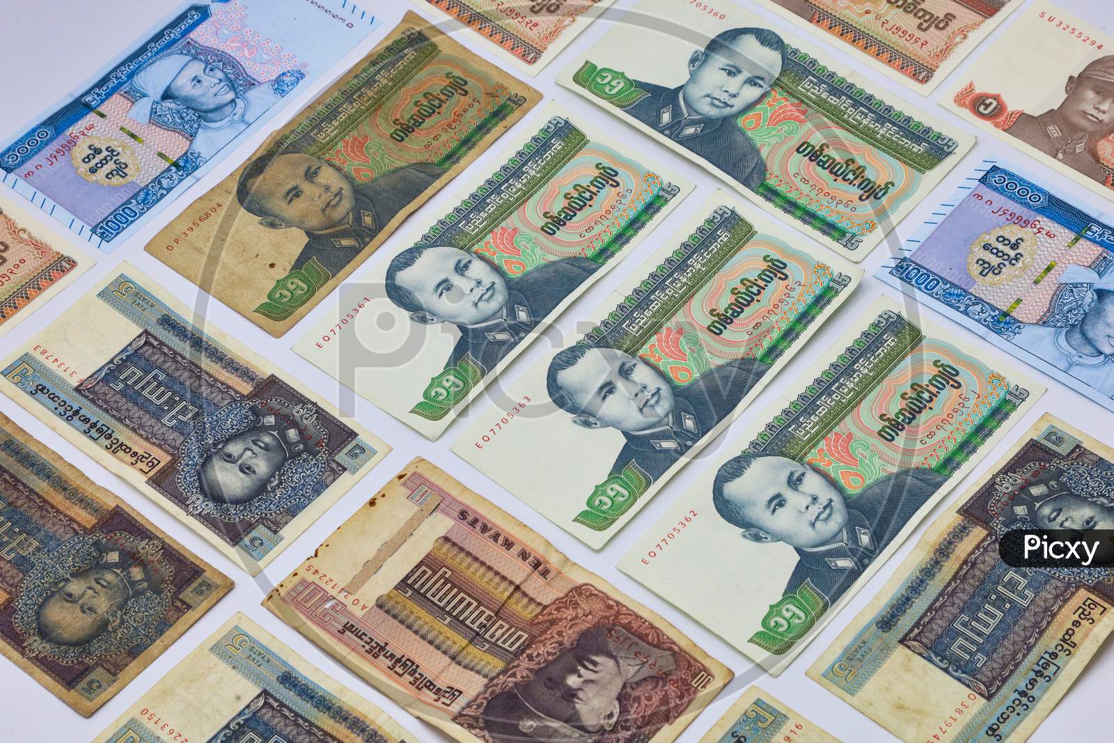 Myanmar Kyats Banknote, Myanmar Kyat Currency Notes placed in sequence on White Background
