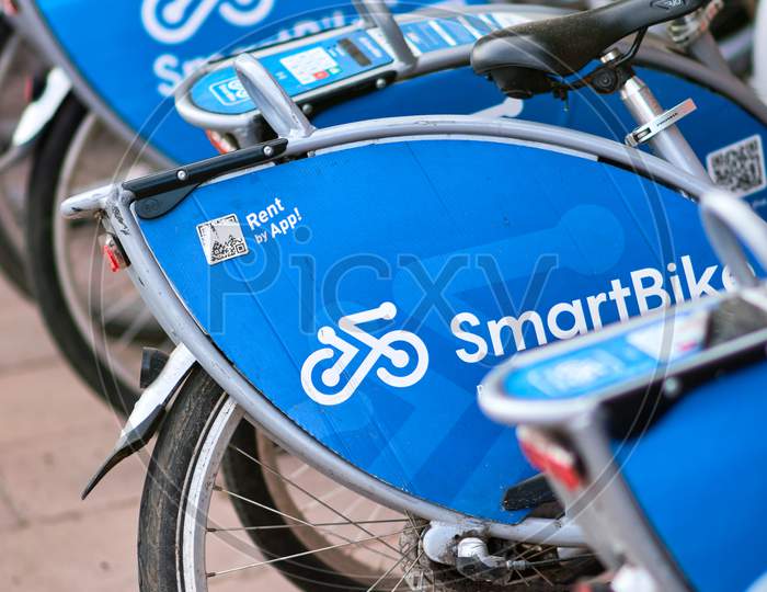 Row Of New Delhi Public Bicycles Of Smartbike, India’S Fastest Growing Public Bike Sharing Company
