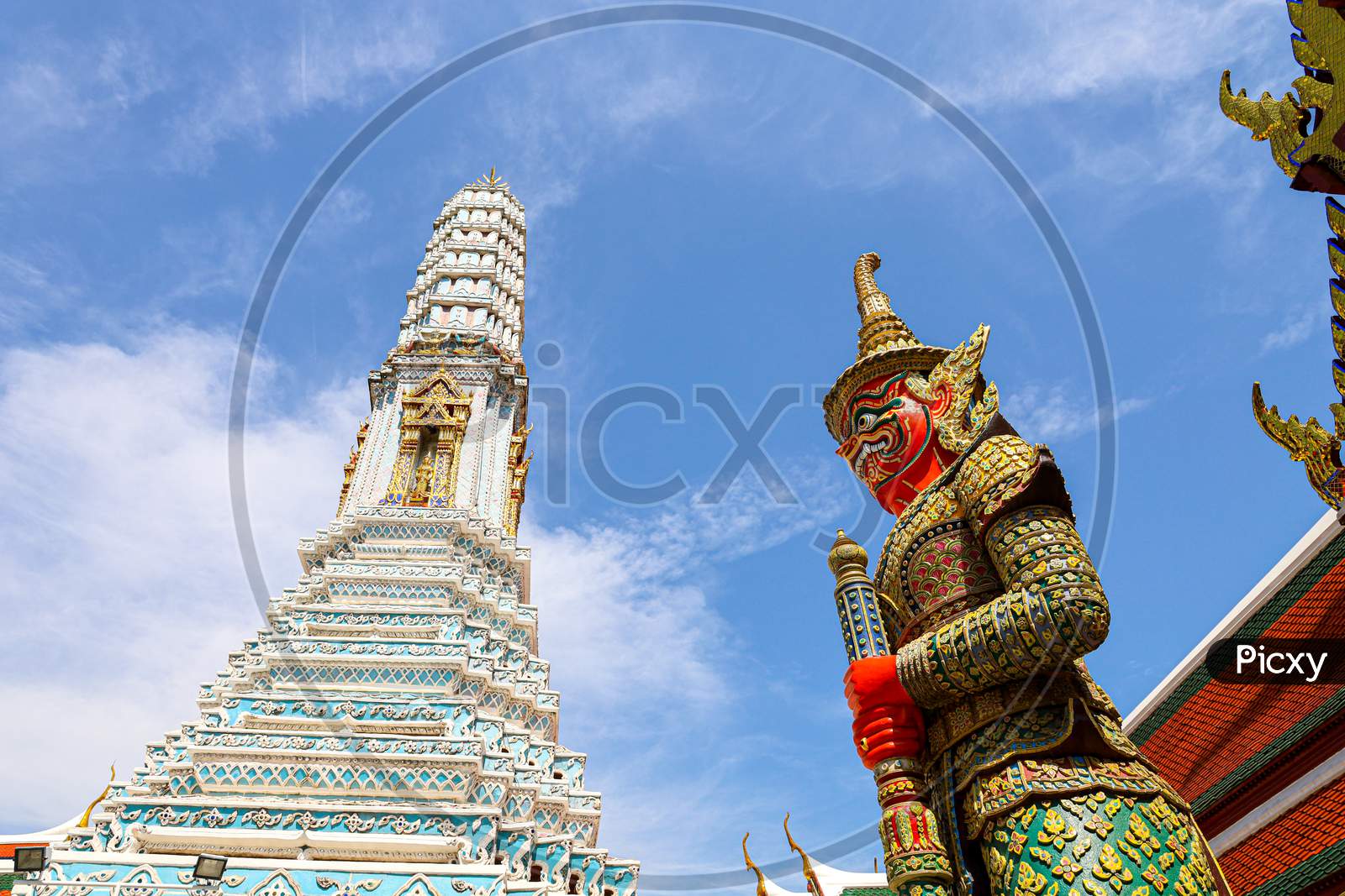 Temple of the Emerald Buddha - Wat Phra Si Rattana Satsadaram