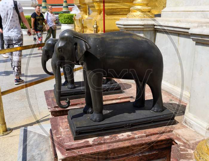 Elephant Idols