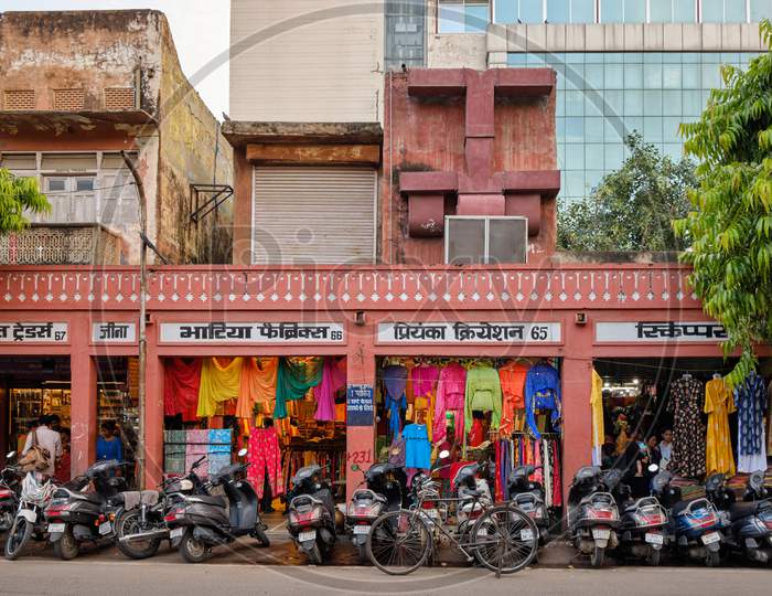 Bapu Bazar In Jaipur Pink City, India, One Of The Most Famous Markets Of The City For Buying Traditional Sarees, Scarves And Other Goods