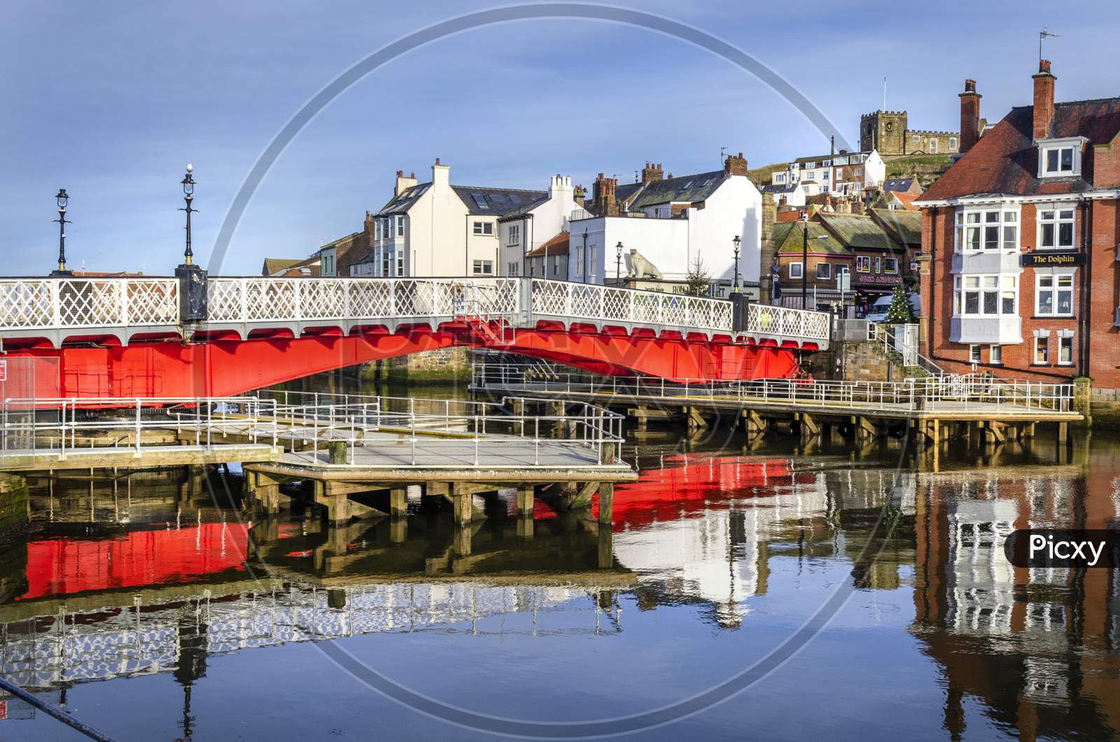 A clear view of the swing bridge at the fishing village of Whitby