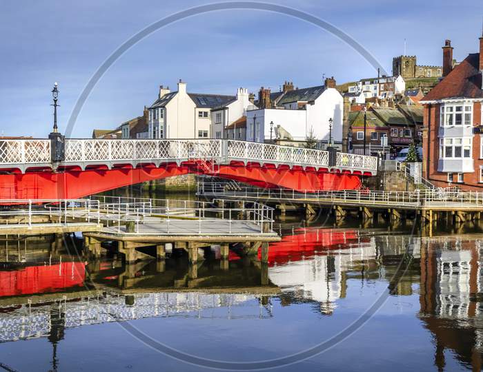 A clear view of the swing bridge at the fishing village of Whitby