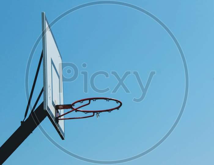 Basketball hoop side angle