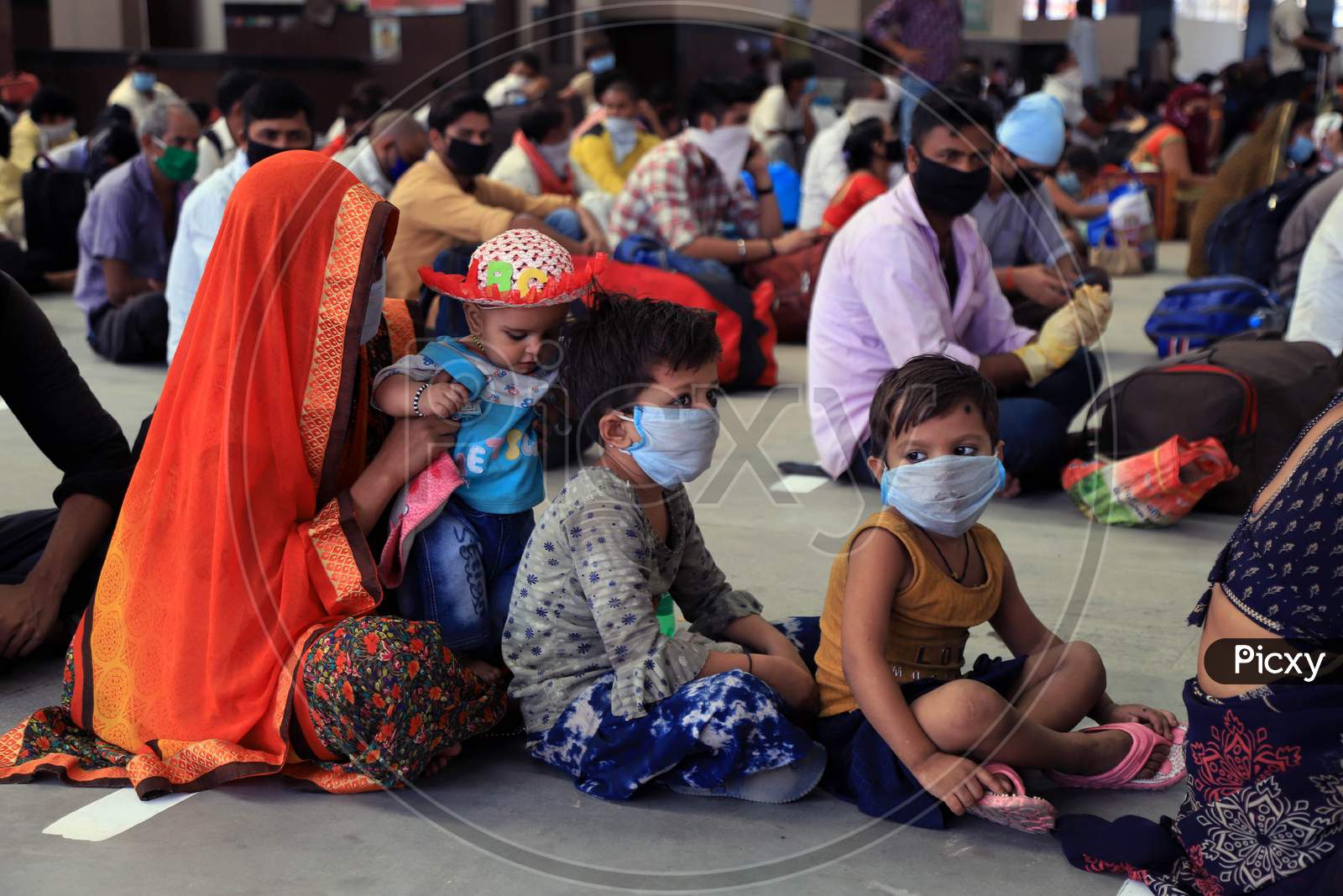 Children Of Migrant Laborers Rest After Arriving From Gujarat State On A Special Train At Prayagraj Railway Station During Nationwide Lockdown Amidst Coronavirus Or COVID- 19 Pandemic, Prayagraj, May 10, 2020