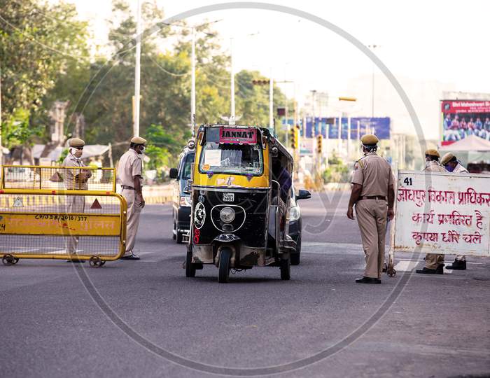 Jodhpur, Rajashtbn, India. 30 March 2020. Police Stops Citizen, Commuters, Entire Country Lockdown To Prevent The Spread Of Coronavirus. Local Police Checks Vehicle During Covid 19 Pandemy. Stay Home.