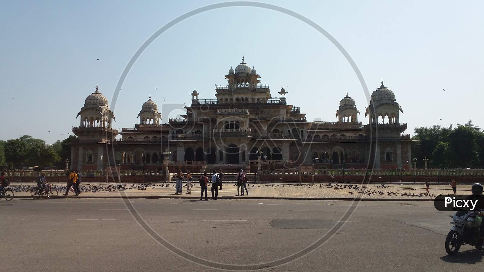 Albert Hall Museum is the oldest museum of the state and functions as the state museum of Rajasthan. The building is situated in Ram Niwas garden outside the city wall opposite New gate and is a fine example of Indo-Saracenic architecture. It is also called the Government Central Museum