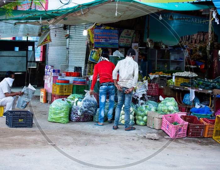 Jodhpur, Rajashtbn, India. 30 March 2020. People Wearing Protective Mask Buying Food Due To Lock Down, Coronavirus, Covid-19 Outbreak In India.