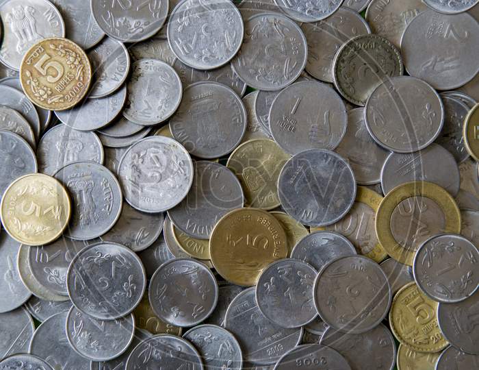 Various denominations of Indian currency coins