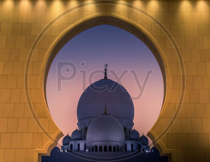Night view from entrance inside at Sheikh Zayed Grand Mosque, Abu Dhabi, UAE