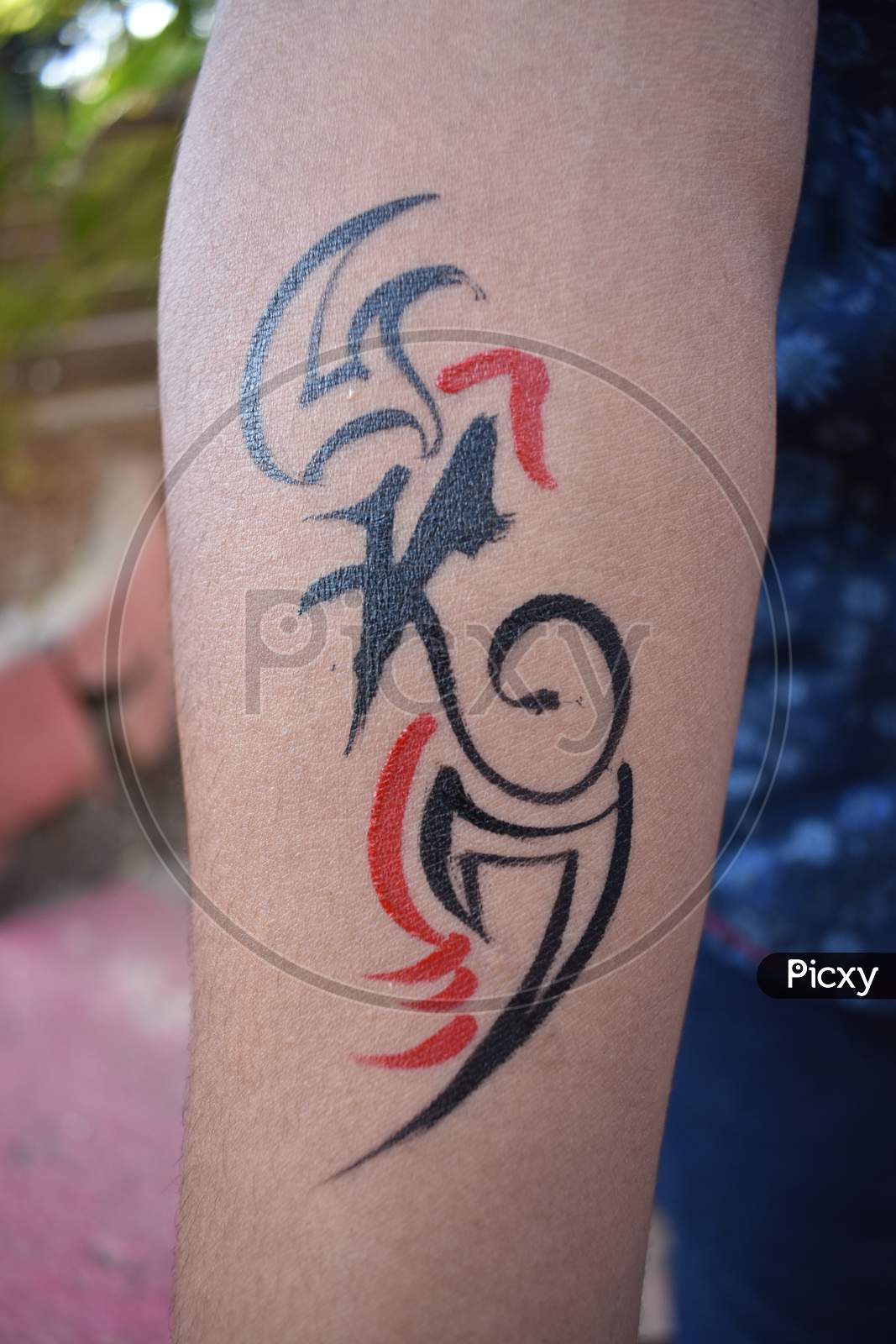 Angel Tattoo Design Studio  Tattoo  Letter K with flute and peacock  feather Callwhatsapp 8826602967 Angel Tattoo Design Studio gurgaon for  lettertattoo lettertattoos lettertattoodesign letterk collarbonetattoo  tattoo tattoos flute 