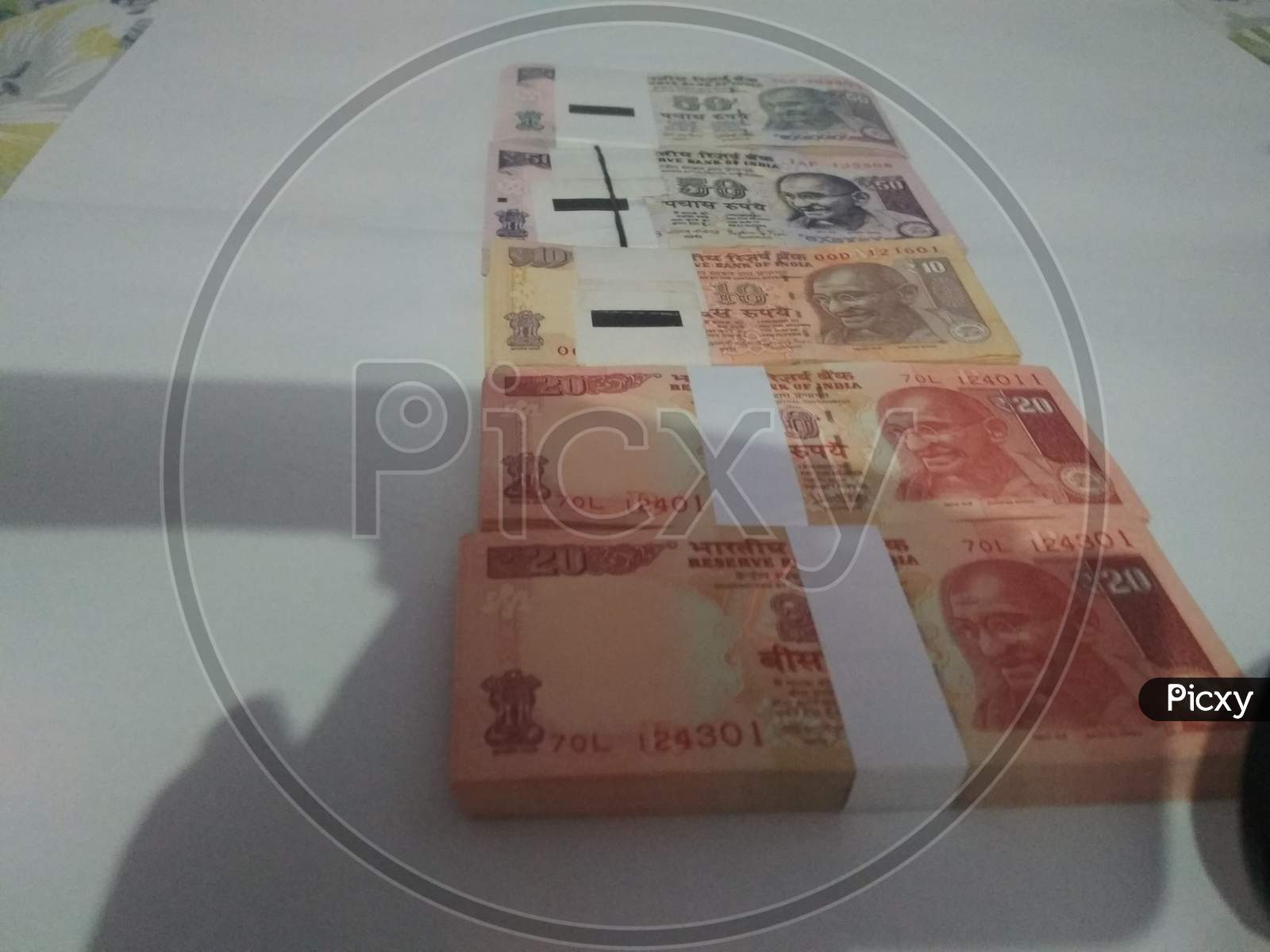 Indian many currensi roayl