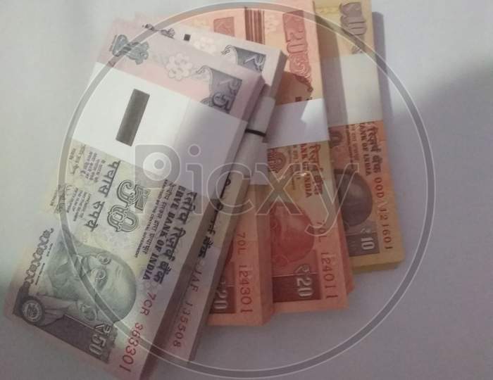 Indian many currensi roayl