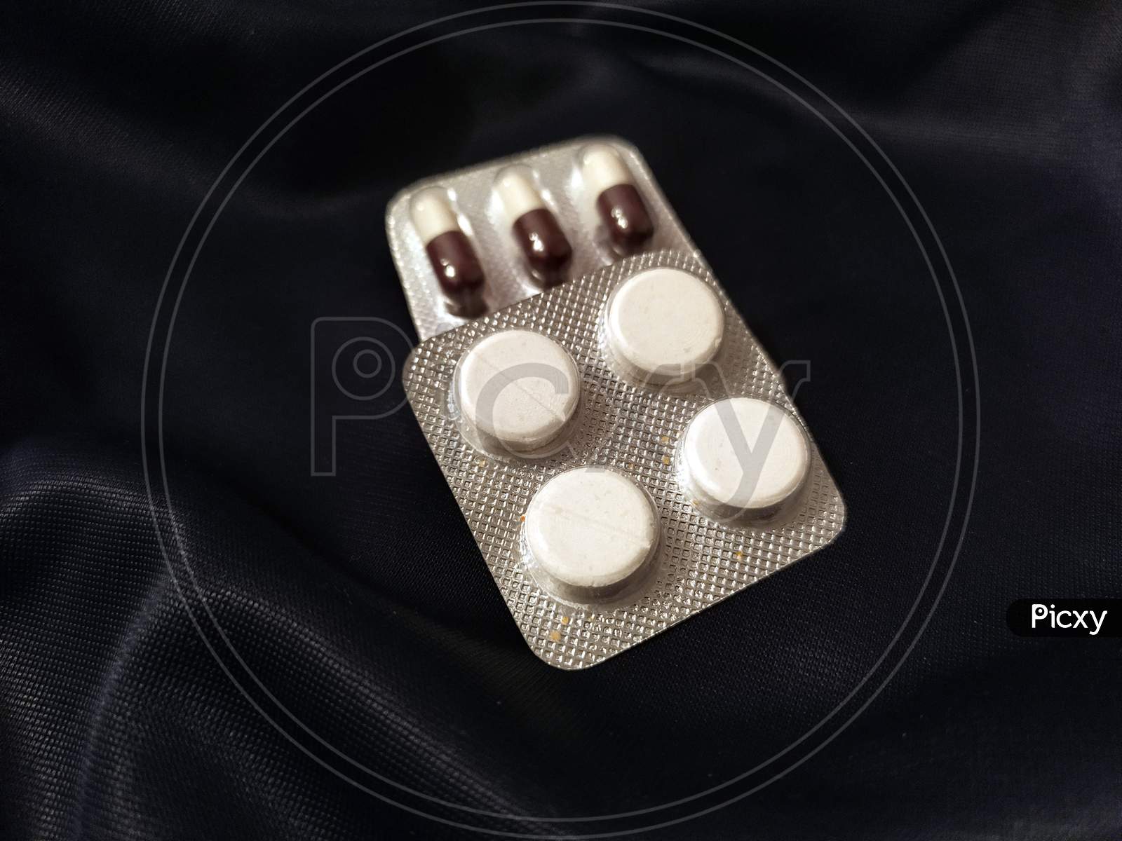 Download Image Of Realistic Pills Blister With Capsules On Black Background Realistic Mock Up Of Pills Packaging Medicines Tablets Capsules Drug Of Painkillers Antibiotics Vitamins Px324968 Picxy