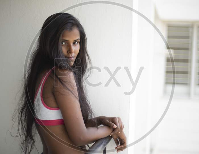 Image Of Portrait Of An Attractive Young Brunette Dark Skinned Indian 