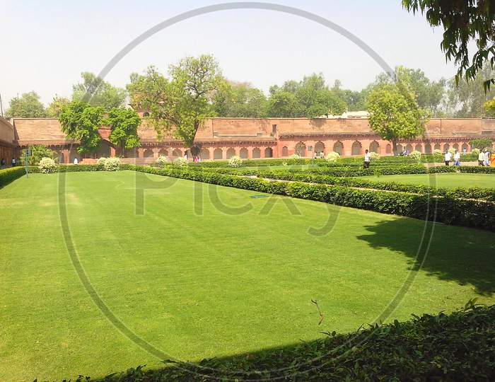 scenic beauty of Agra India places and parks