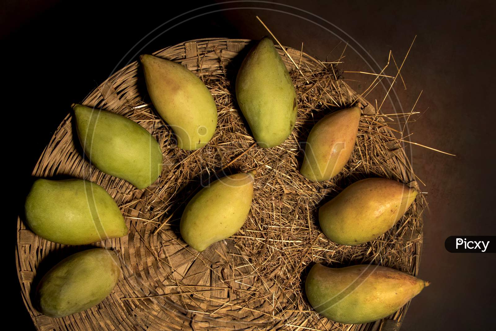 Mangoes Arrangement in Basket