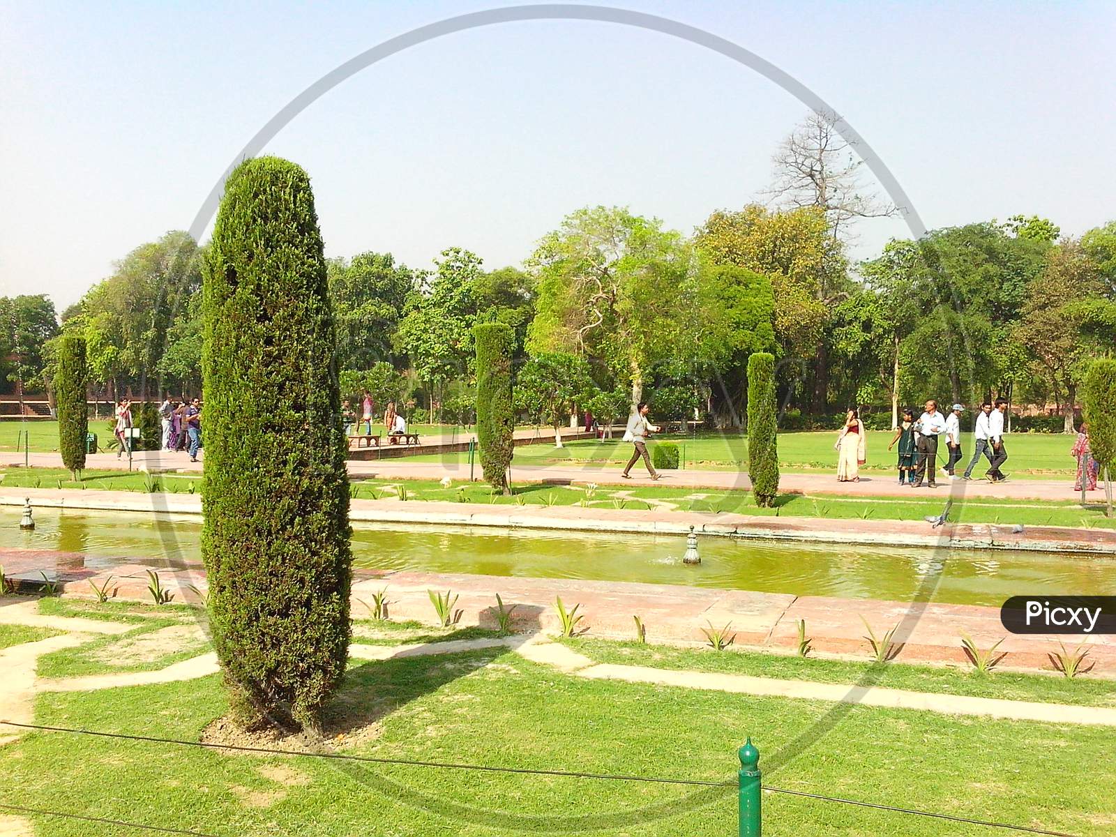 park garden view of Agra India