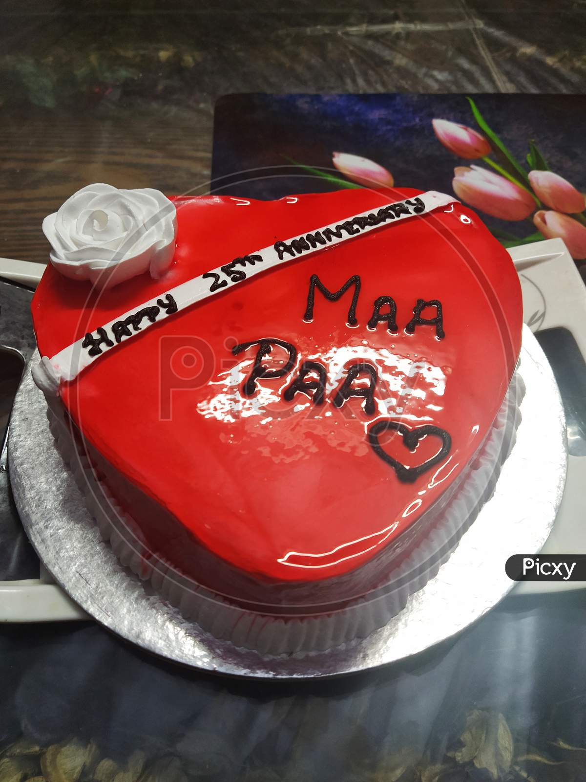 Red Velvet Cake - Birthday and Anniversary Cakes | International Cake  Delivery Shop - Flora2000 to Singapore - Flora2000