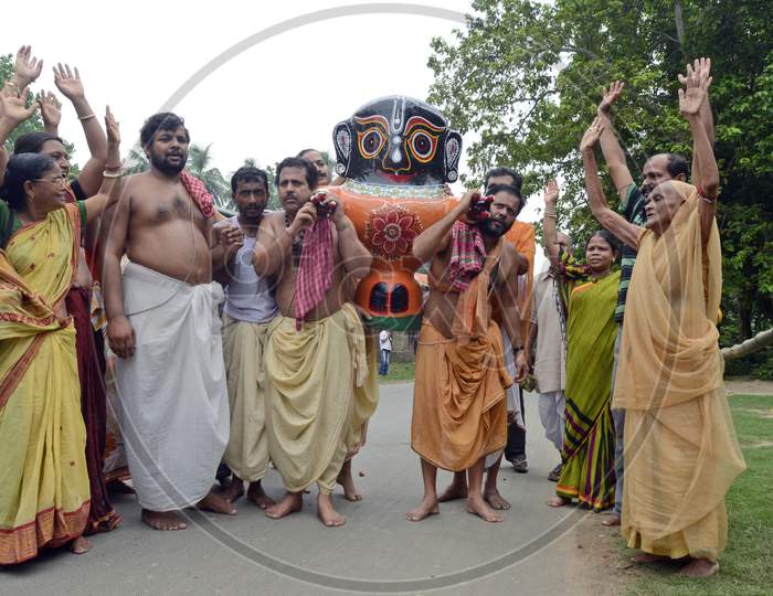 devotee at gupti para during ratha yatra festival