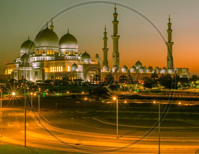 Sheikh Zayed Grand Mosque in Dubai