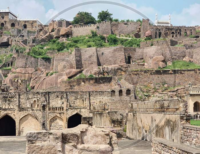 Golconda Fort - Scenic wonder of Hyderabad