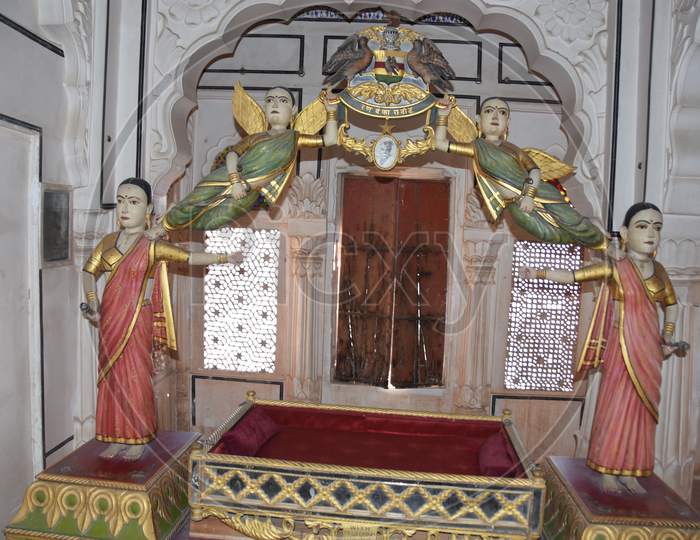 Kings and Maharajas swing in Maherangarh Fort of Jodhpur city