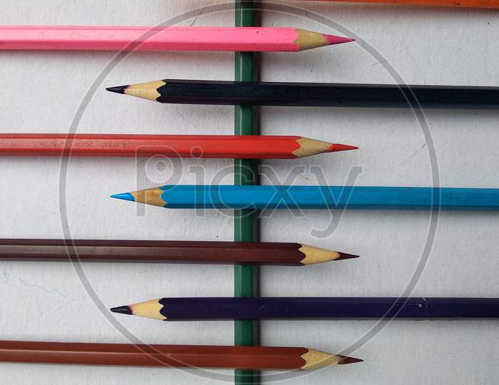 A single colour pencils holding so many colours shades