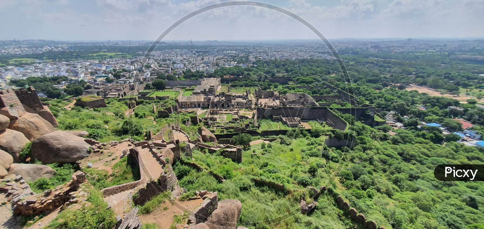 Golconda Fort - Scenic wonder of Hyderabad