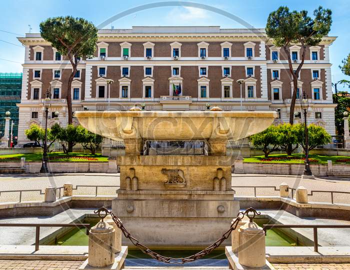 Fountain In Front Of The Palazzo Del Viminale - Rome