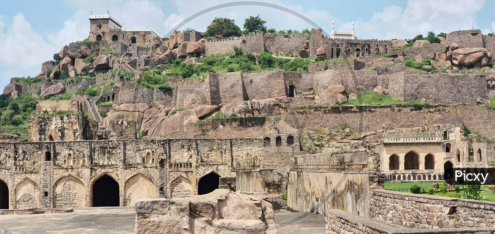 Image of Golconda Fort - Scenic wonder of Hyderabad-UK836531-Picxy